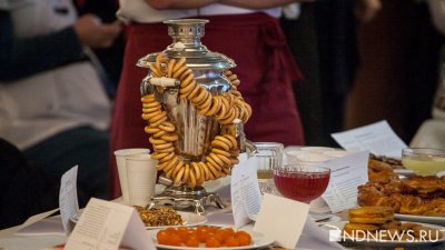 Эстония не впустила израильтянина с подпадающим под санкции самоваром