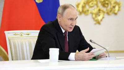 Путин анонсировал выплаты до 1 млн рублей при рождении ребенка