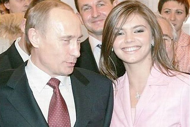 New Day: La presunta amante di Putin torna in pubblico e sciocca tutti con il suo look