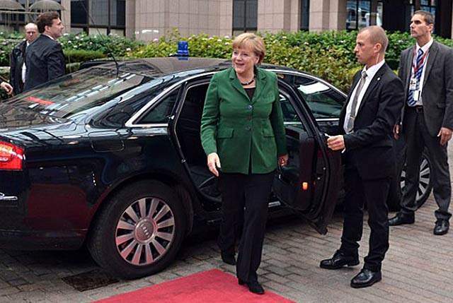 New Day: Un viaggio sulle automobili di rappresentanza dei leader mondiali (FOTO)