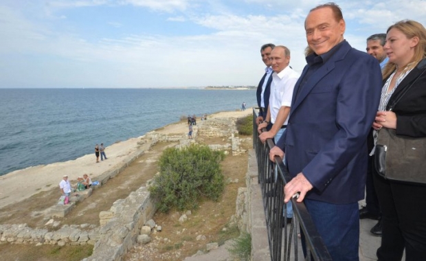 New Day: La Procura Generale ucraina incrimina Silvio Berlusconi per la visita in Crimea (FOTO)
