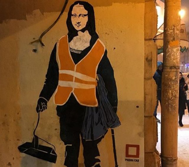 New Day: Gioconda come spazzino: un graffito a San Pietroburgo (FOTO)