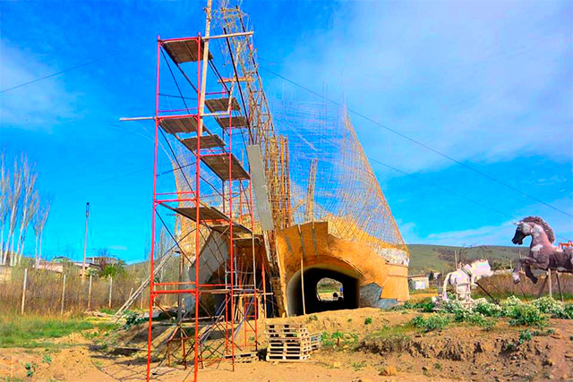New Day: In Crimea &232; in fase di costruzione una nave lunga 70 metri su progetto del XVII secolo (FOTO)