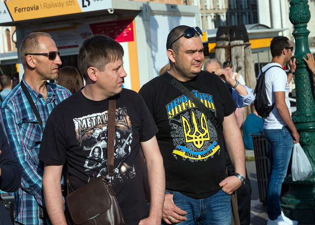New Day: Succede a Venezia: nazionalisti ucraini aggrediscono patrioti russi (FOTO, VIDEO)