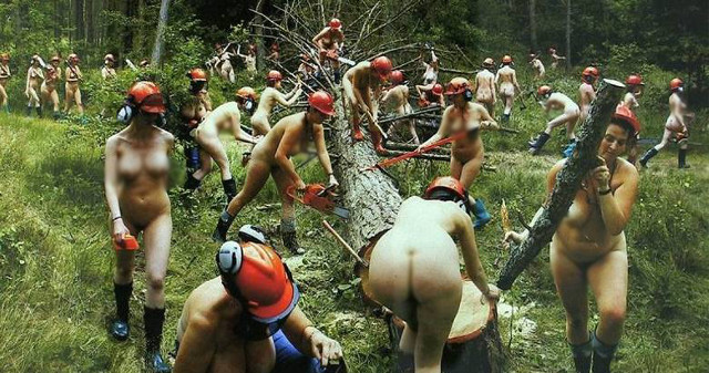 New Day: Donne polacche che fanno mestieri maschili…nude (FOTO)