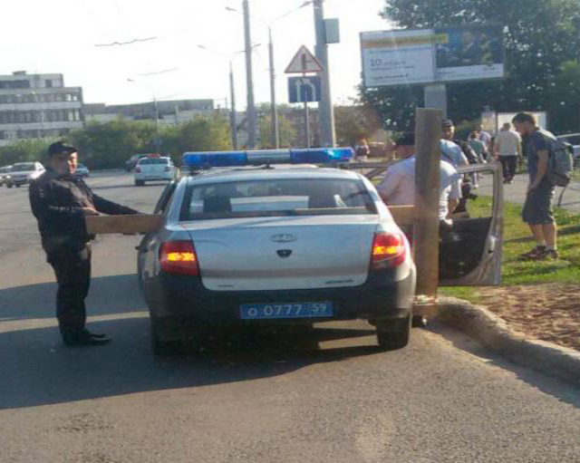 New Day: Negli Urali la polizia ferma Ges&249; Cristo (FOTO, VIDEO)