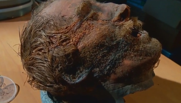 New Day: A Tjumen studiano la testa mummificata di un uomo morto 300 anni fa