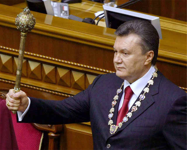 New Day: Viktor Yanukovich &232; tornato in patria! (FOTO)