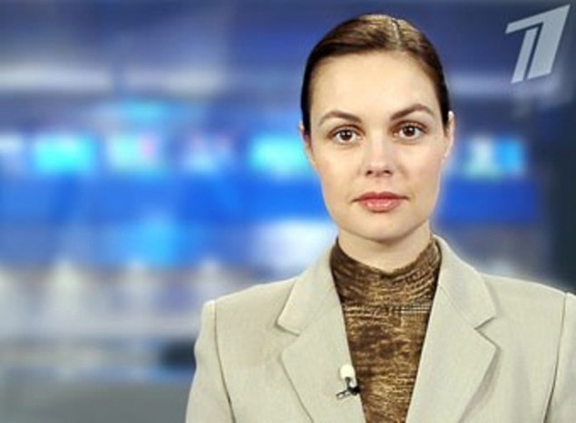 New Day: Conduttrice tv russa fa una visita in un negozio di peni (FOTO)