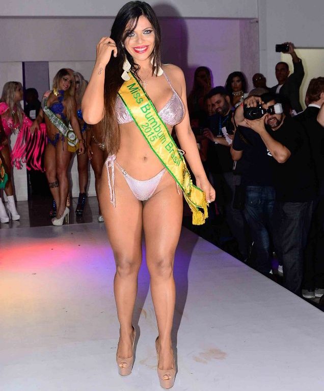 New Day: Miss Bumbum ha intenzione di lavorare nel governo della Russia