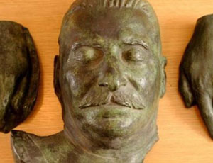 Maschere mortuarie di grandi uomini (FOTO) / Calchi del viso di Lenin, Stalin e degli altri esponenti russi subito dopo la loro morte