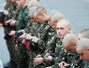 In Ucraina fedeli greco-cattolici si convertono in massa per evitare il servizio di leva militare obbligatorio