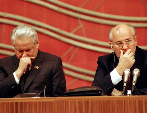 La politica di Boris Eltsin potrebbe essere condannata come criminale / Il cineasta Nikita Mikhalkov ha accusato Mikhail Gorbachev dello sfacelo dell'Unione Sovietica