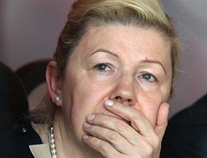 Sito della senatrice russa Elena Mizulina, tutrice di pubblica morale e omofoba, collegato ai siti erotici / Tutta colpa degli hacker