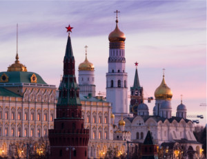 Quote per turisti nei musei e nelle cattedrali del Cremlino / Sono troppi i visitatori e il loro numero è in costante crescita