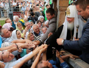 Il patriarca Kirill in Tatarstan incontra i musulmani / E inaugura il monumento al grande poeta russo Gavriil Deržavin