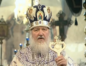 Il patriarca Kirill ha proibito ai suoi igumeni di decorare i bastoni con oro e brillanti (FOTO)