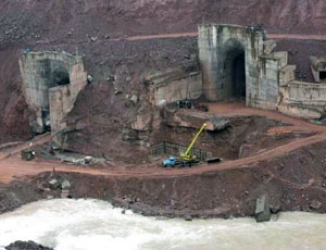 Il Tagikistan ha dato il via alla costruzione della diga più alta del mondo