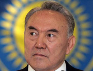 In Kazakistan è comparsa una nuova banconota con il presidente Nazarbaev (FOTO)