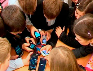 Le scuole russe potranno bloccare la connessione dei cellulari durante gli esami